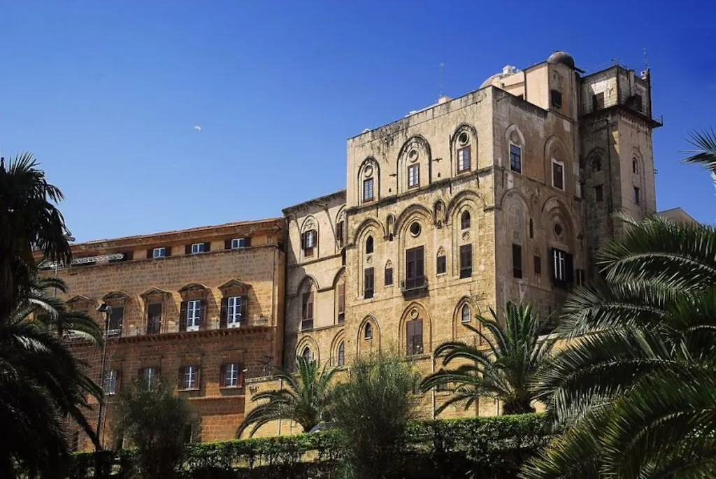 Appartamento La Palazzina Di Cagliostro Palermo 0*,  Italia