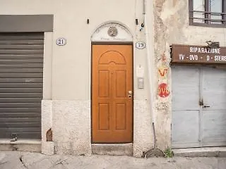 Appartamento La Palazzina Di Cagliostro Palermo 0*,  Italia